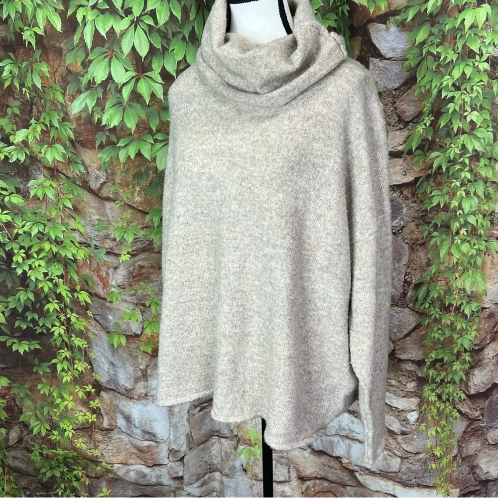 DREAMERS BY DEBUT Cabincore Chunky Beige Cozy Turtleneck Sweater, L - Picture 4 of 12